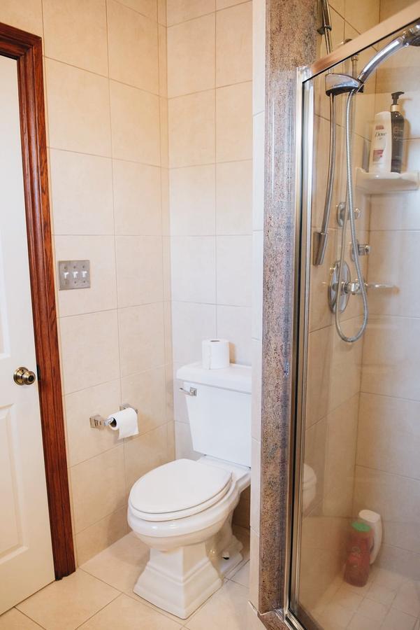 Jstlikehome - Luxury Mansion & Guesthouse オタワ エクステリア 写真